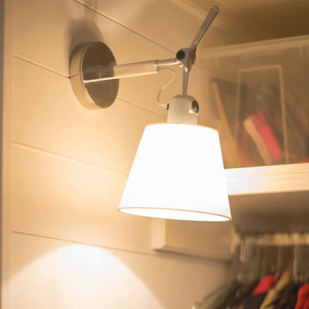 Luz de pared de Tolomeo